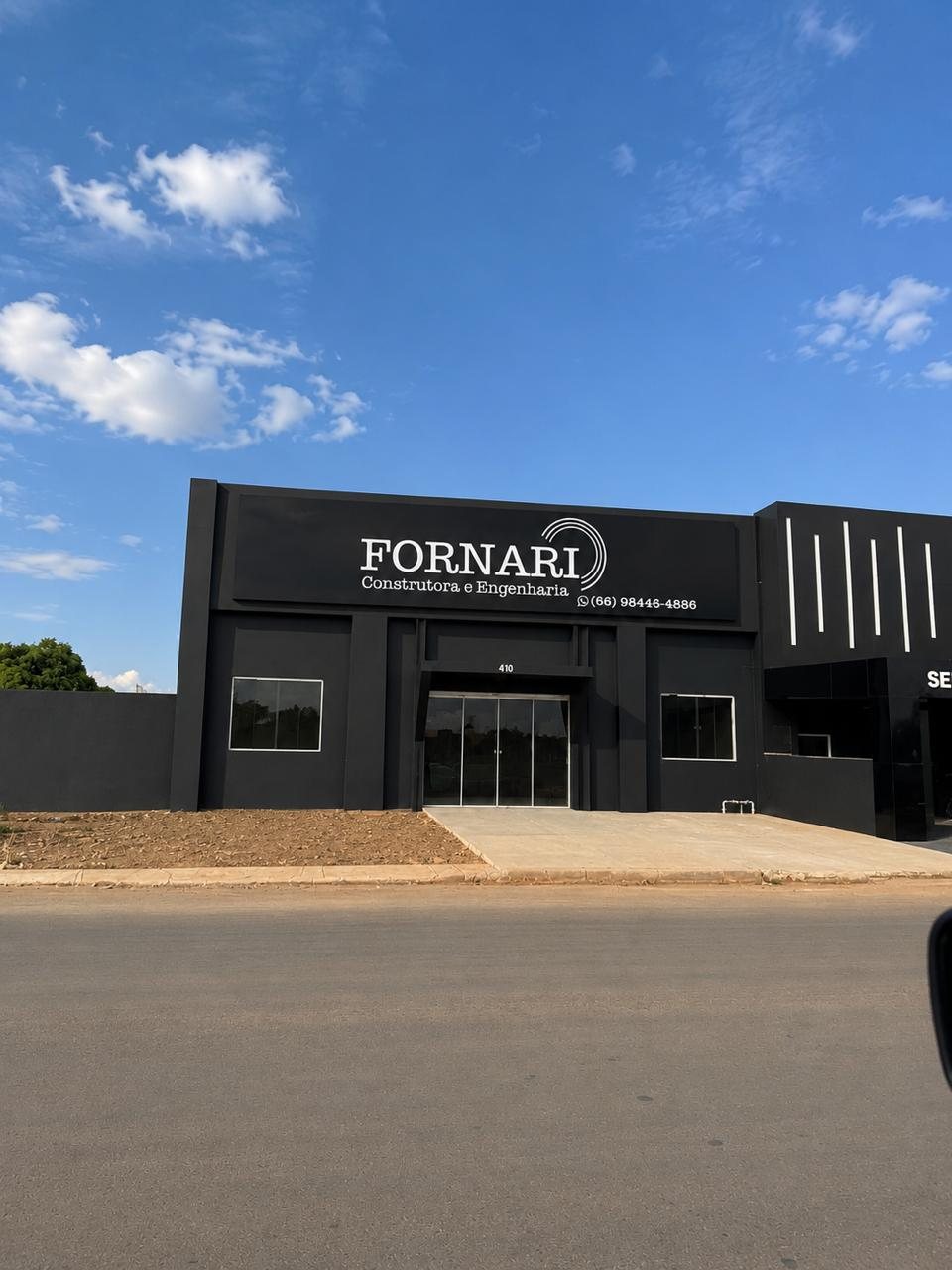 Fachada da sede da Fornari na Av. Brasil, 410